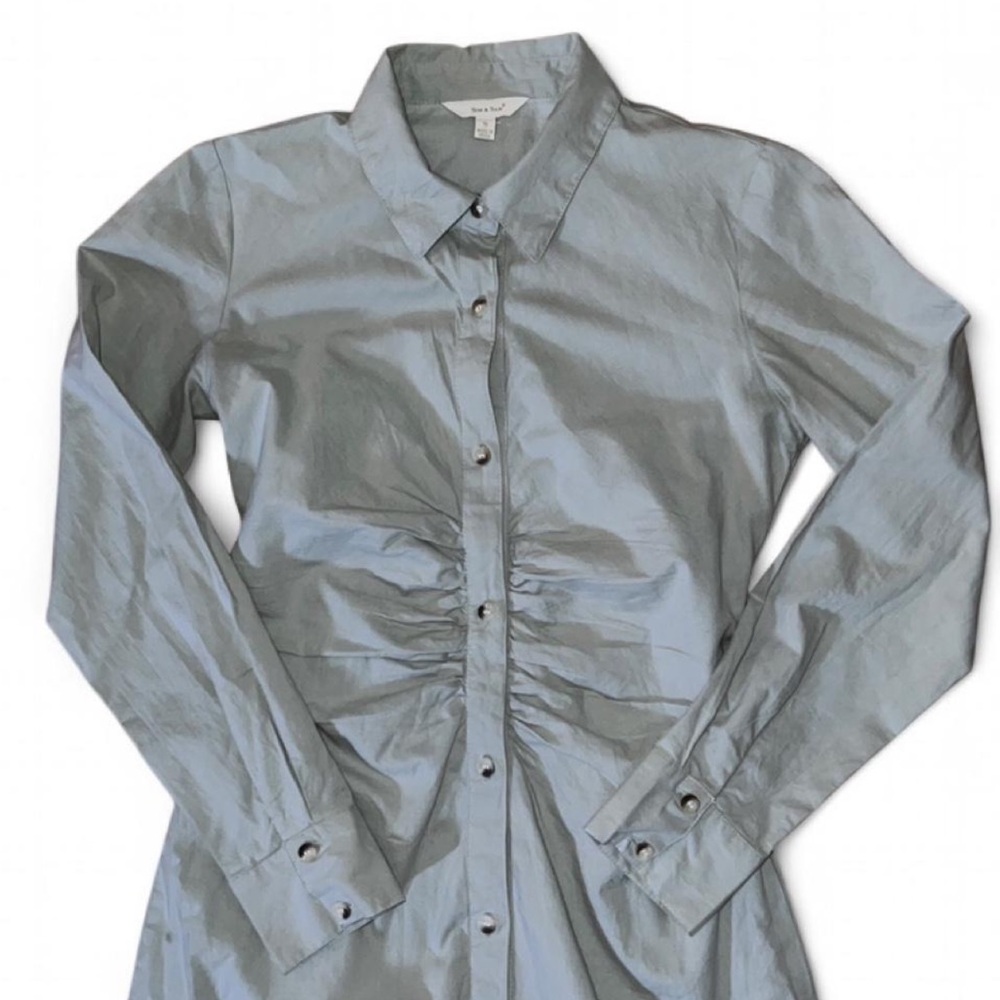SIM & SAM RUCHED BUTTON UP DRESS - Picture 2 of 5